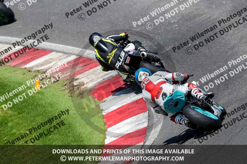 cadwell no limits trackday;cadwell park;cadwell park photographs;cadwell trackday photographs;enduro digital images;event digital images;eventdigitalimages;no limits trackdays;peter wileman photography;racing digital images;trackday digital images;trackday photos